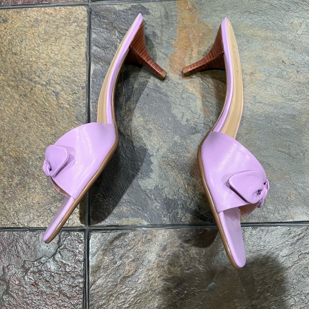 LOFT Lavender Heels with Bow Detail - Picture 2 of 7